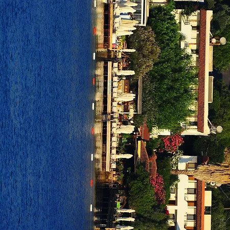 בית הארחה Maritim גולטורקבוקו